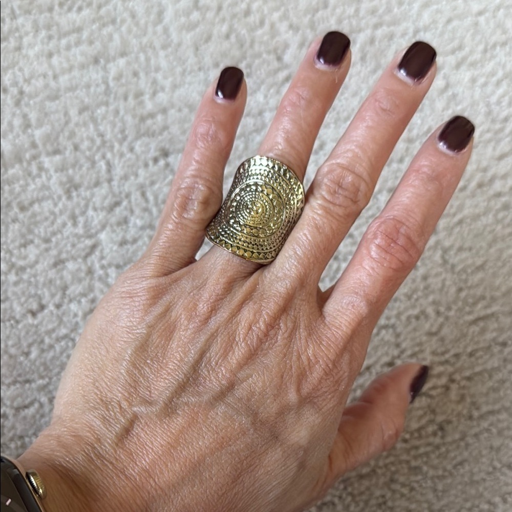 Statement Ring - Picture 2 of 6